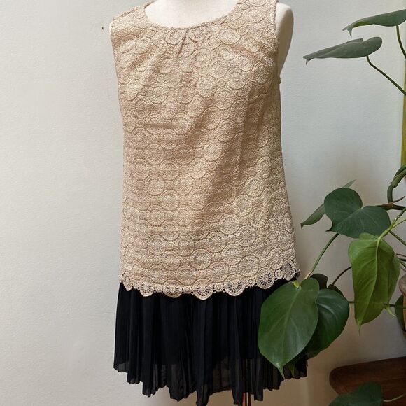 Talbots Sleeveless Golden Lace Blouse Size 2P New - Picture 13 of 14